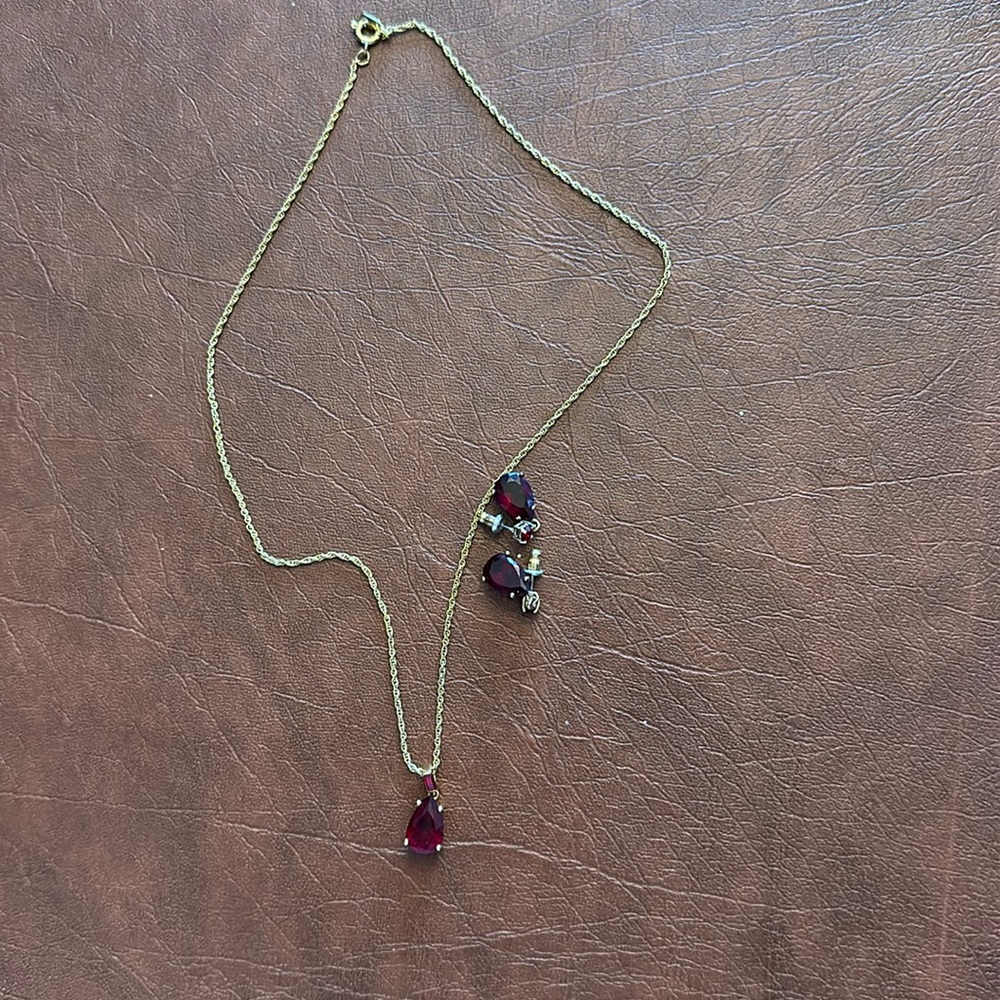 Earrings and necklace 18” chain garnet color